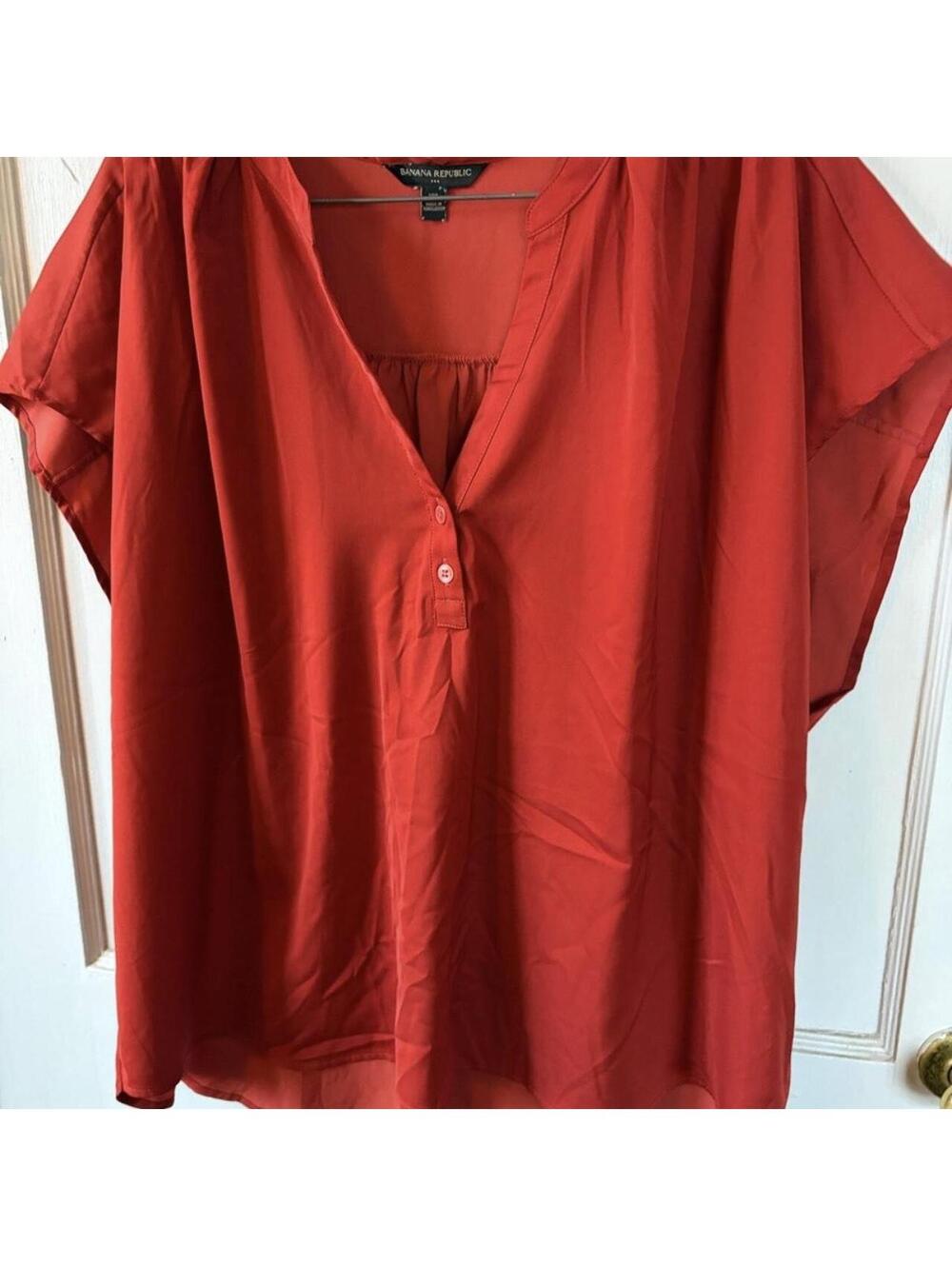 Banana Republic Women's Red and Orange Blous